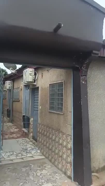 Studio meublé à louer à Assoumankro