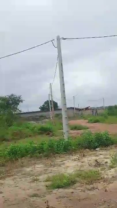 Terrain de 600 m² à vendre à Assoumanro — viabilisé eau et courant