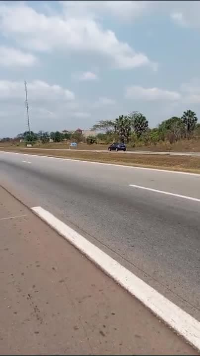 Terrain de 20 ha à vendre en bordure de l'autoroute A3