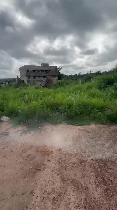 Terrain de 600 m² à vendre à Ebenezer (ACD en cours)