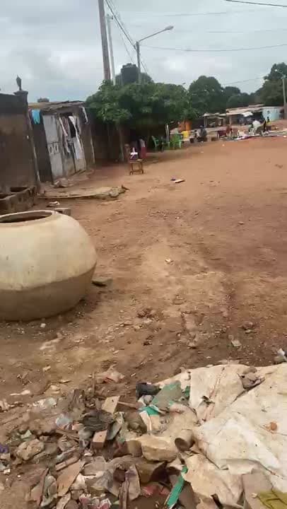 Magasin de 100 m² à louer près de la mairie de Belleville
