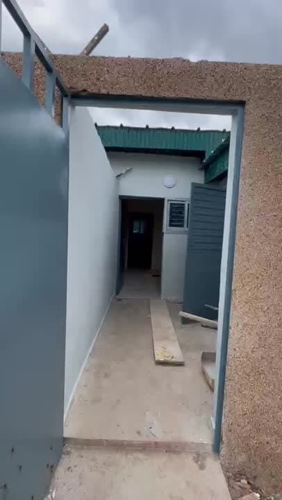 Chambre salon XXL à louer au Corridor Sud