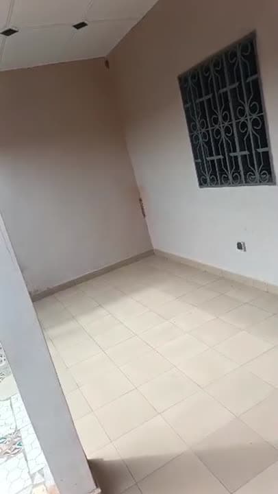 2 chambres, salon à louer à Gbessekro