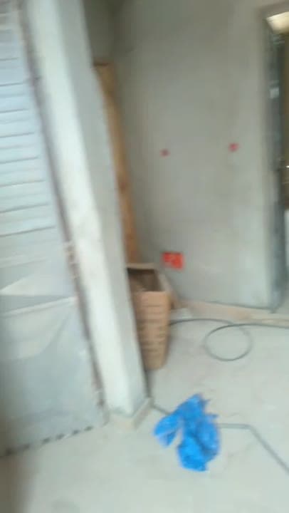 2 chambres, salon à louer à la Zone Derrière les Rails